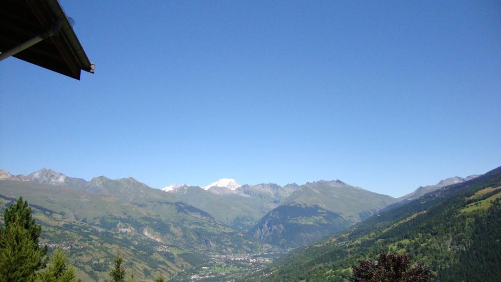 Chalet Miravidi, Montchavin-La Plagne, Jacuzzi & Sauna Exterior photo